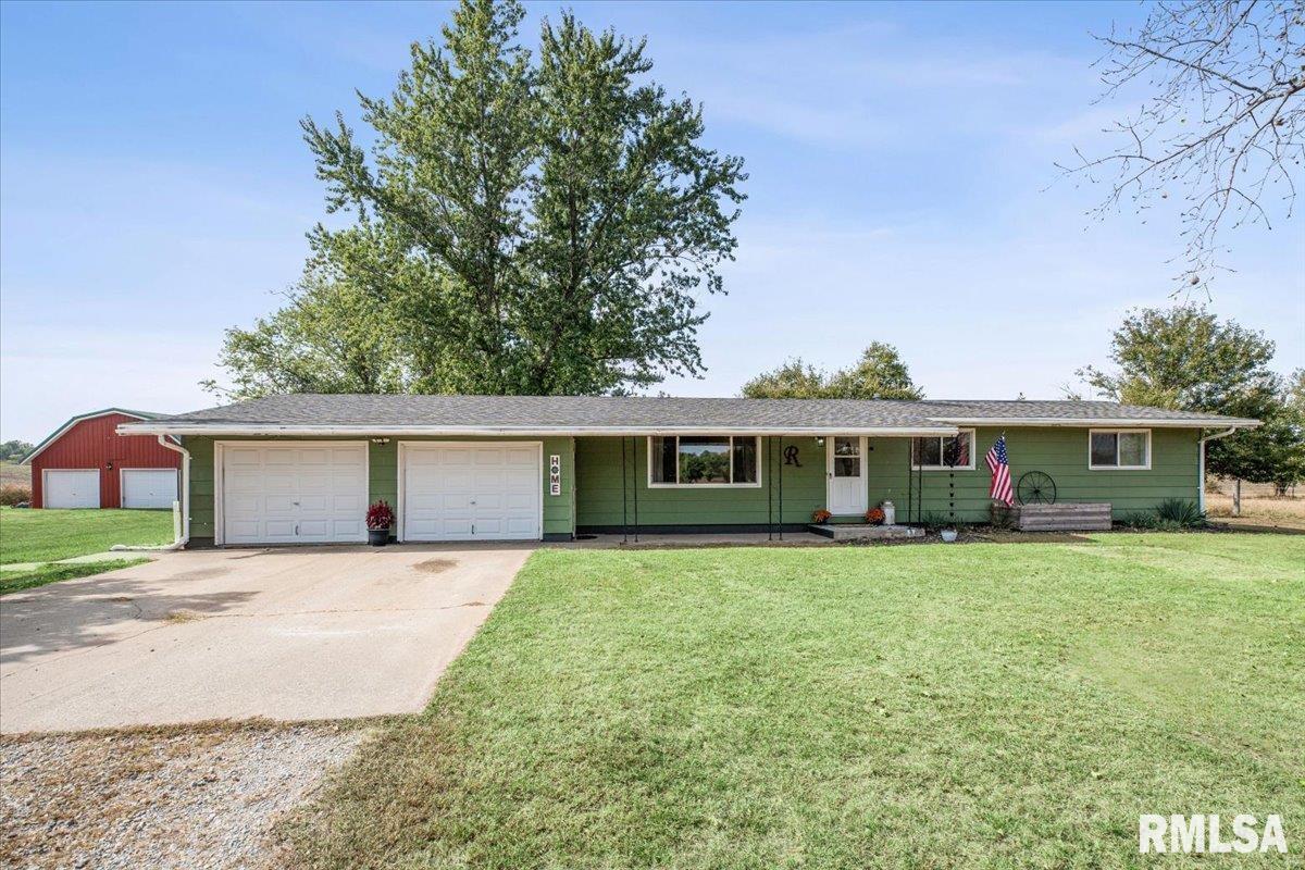 944 45th St., New Boston, IL 61272