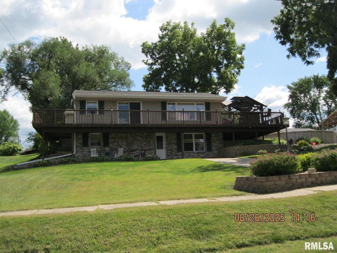 301 N Church St., Albany, IL 61230