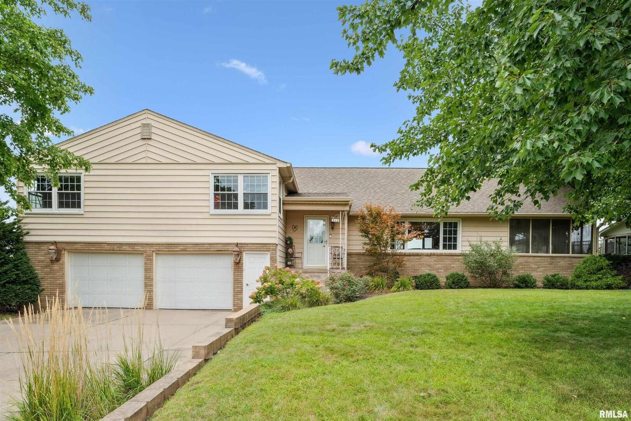 513 W Elk St., Geneseo, IL