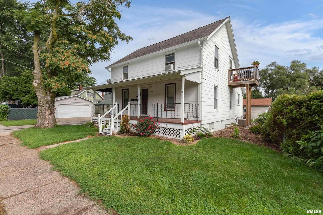 1515 25th Ave., Moline, IL 61265