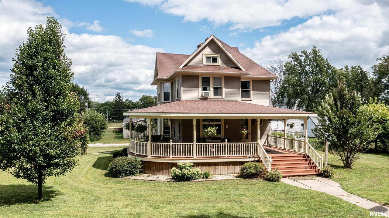 304 Locust St., Mineral, IL 61344