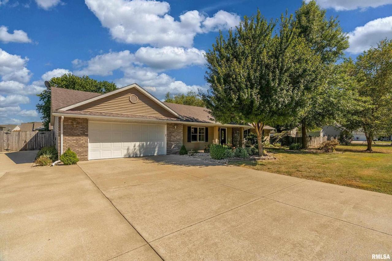 1703 Dawn Dr., Marion, IL 62959