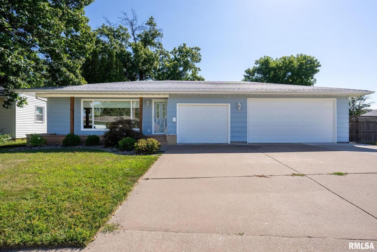 1410 49th St., Moline, IL 61265
