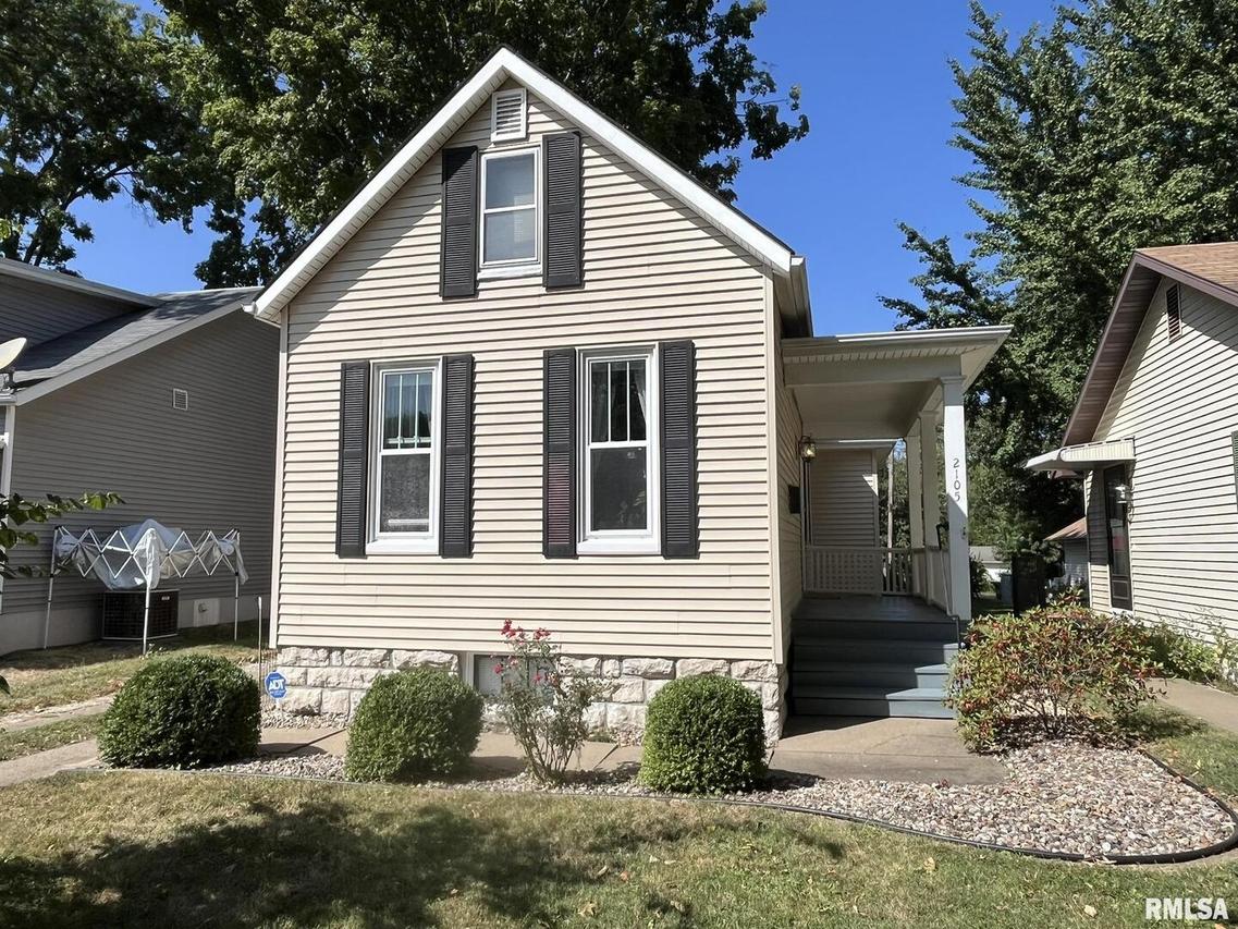 2105 Jefferson St., Quincy, IL 62301
