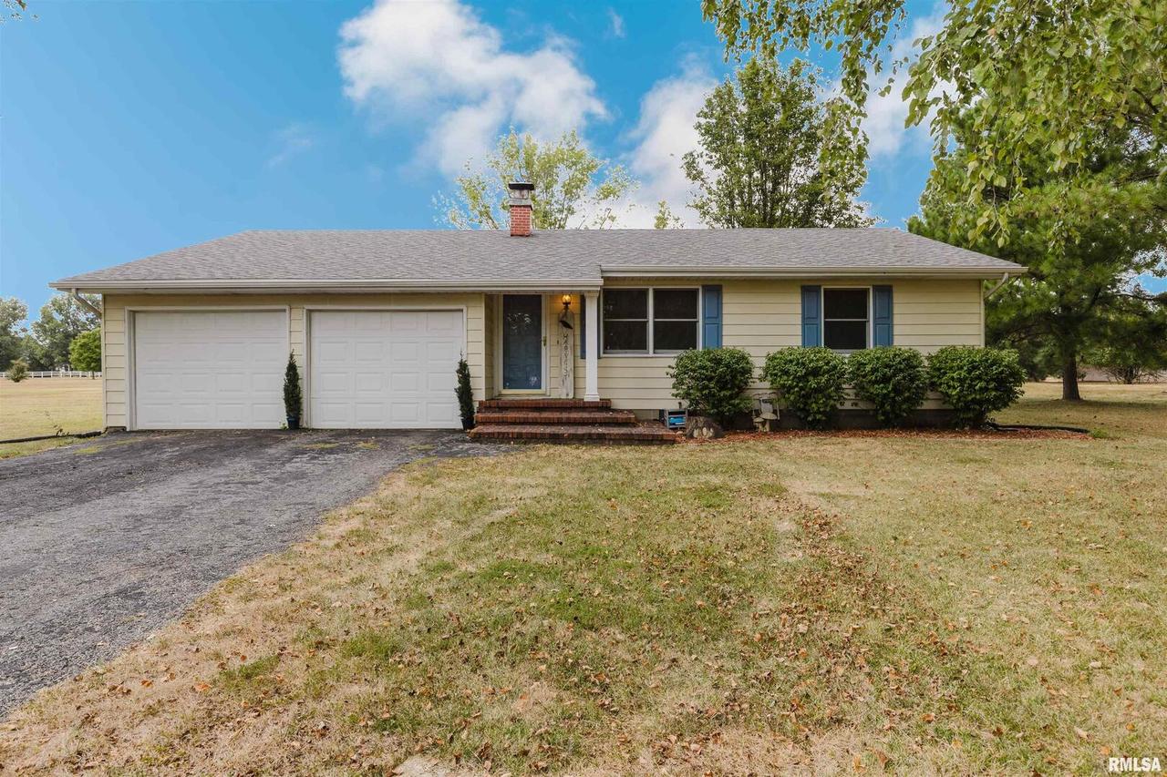 109 Phillip Rd., Christopher, IL 62822