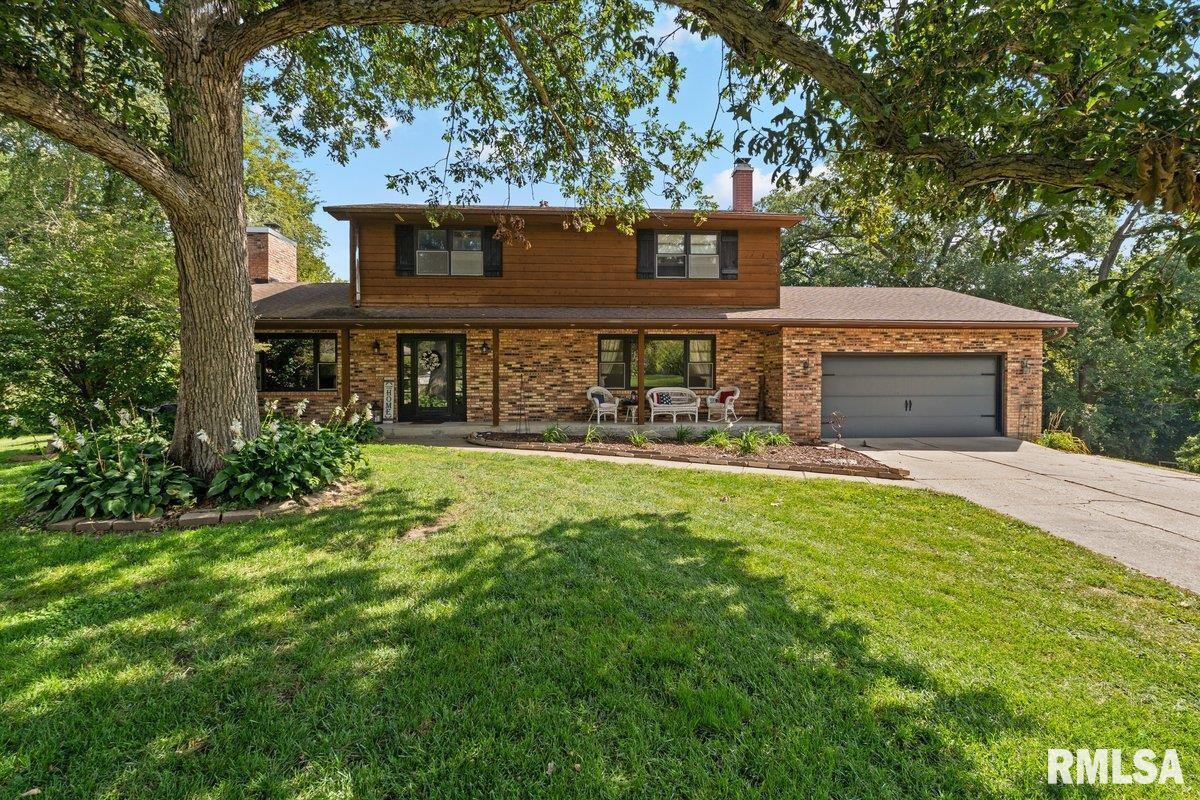 7 Oak Grove Rd., Geneseo, IL 61254