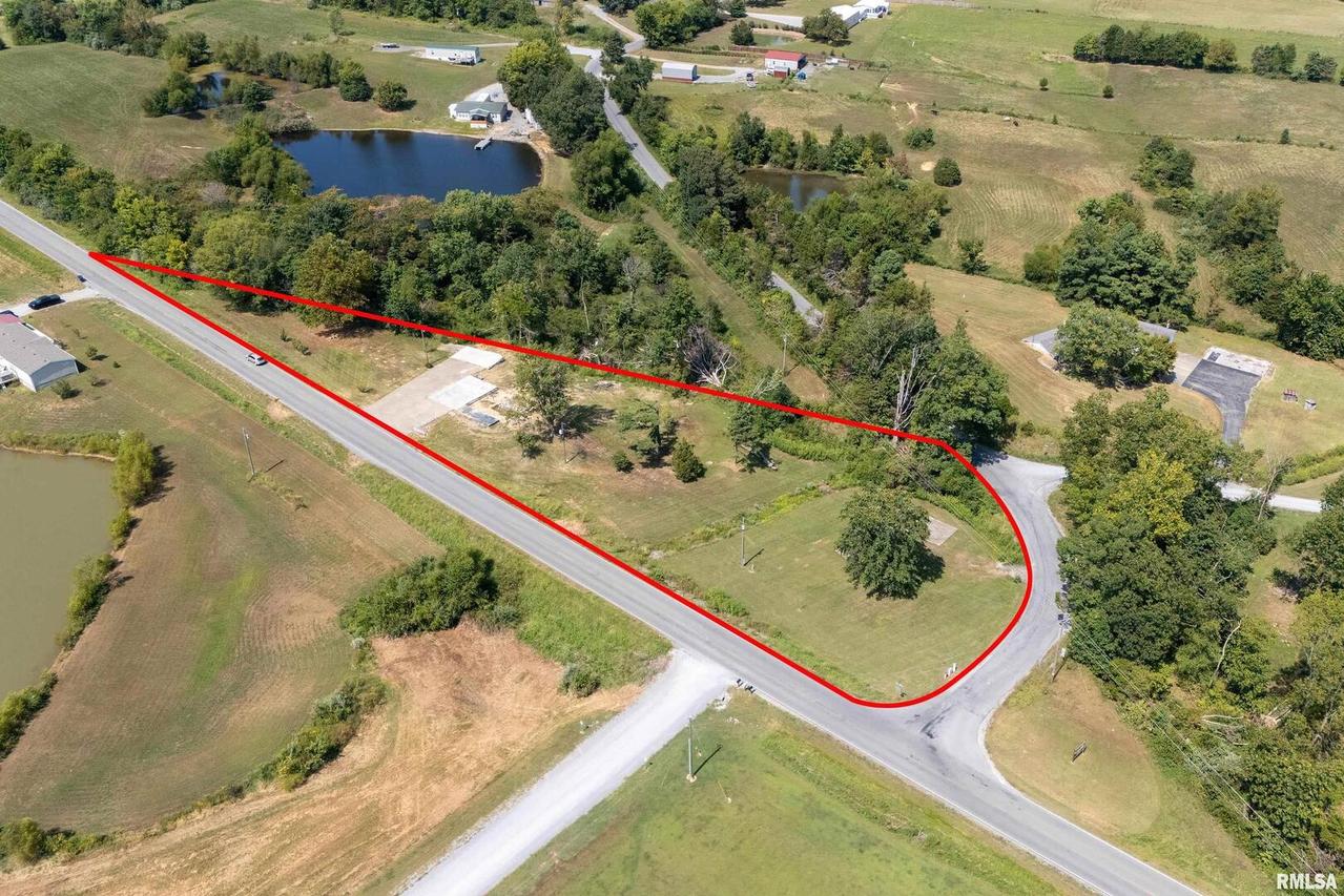 7810 Tunnel Hill Rd., Goreville, IL 62939