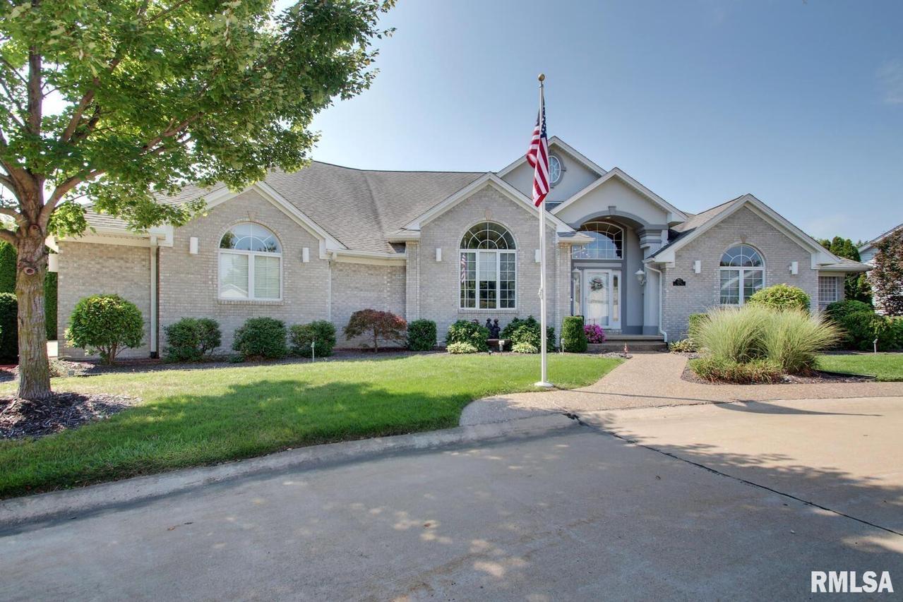 4932 Lake View Dr., Quincy, IL 62305