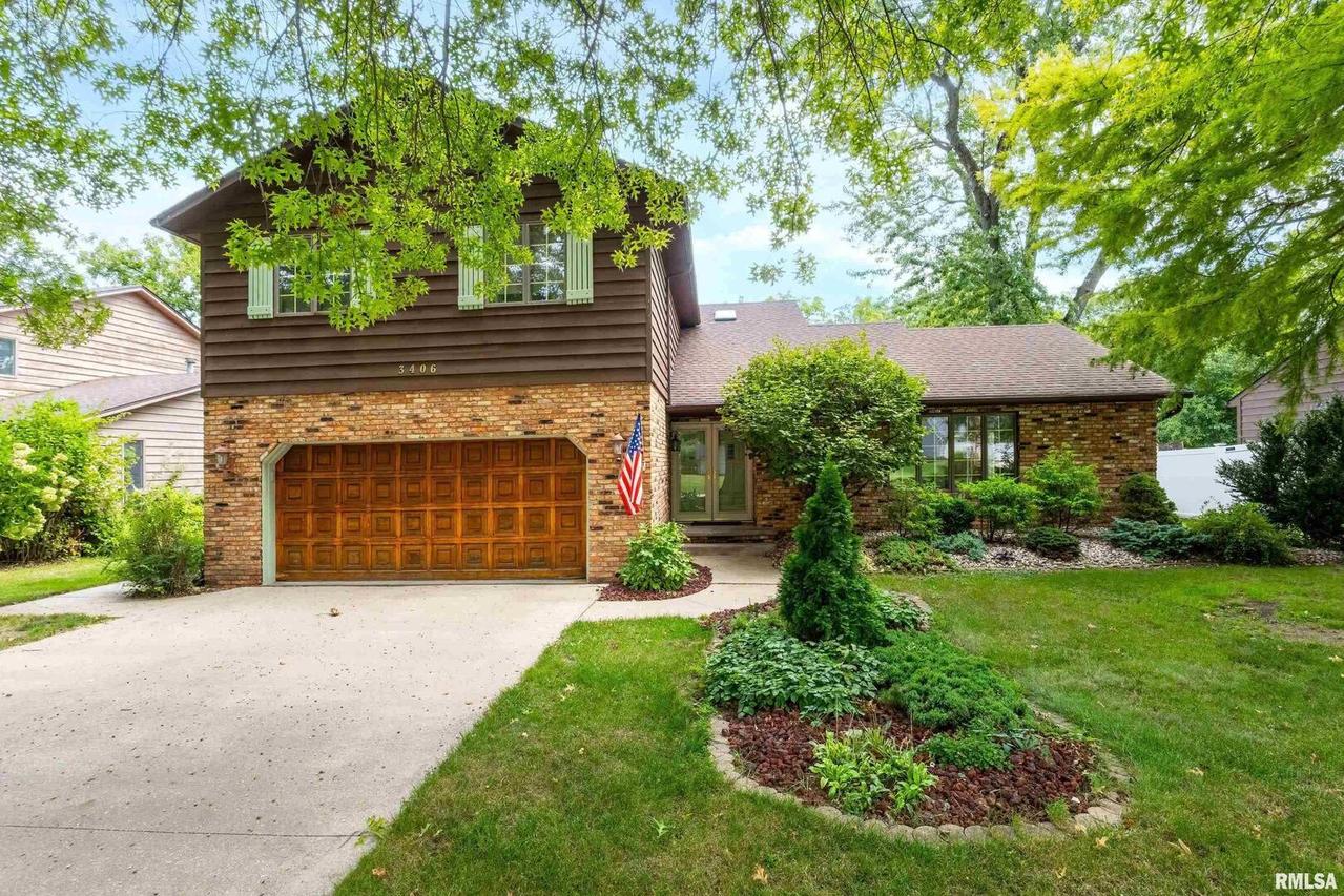 3406 8th St., Moline, IL 61265