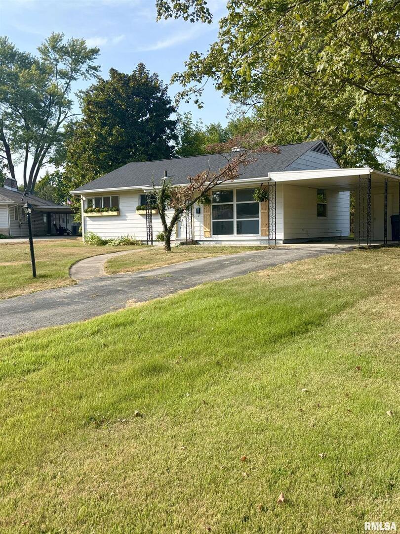 44 S Edgewood Ln., Centralia, IL 62801