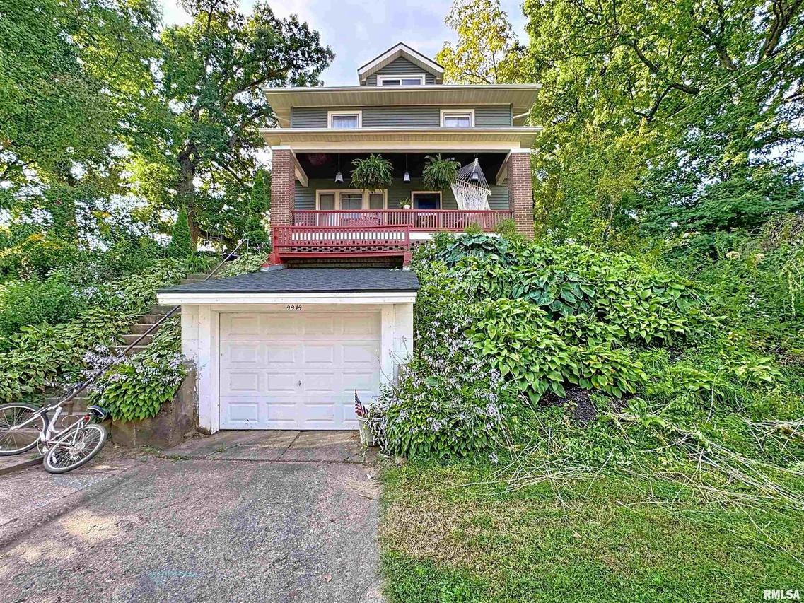4414 10th Ave., Rock Island, IL