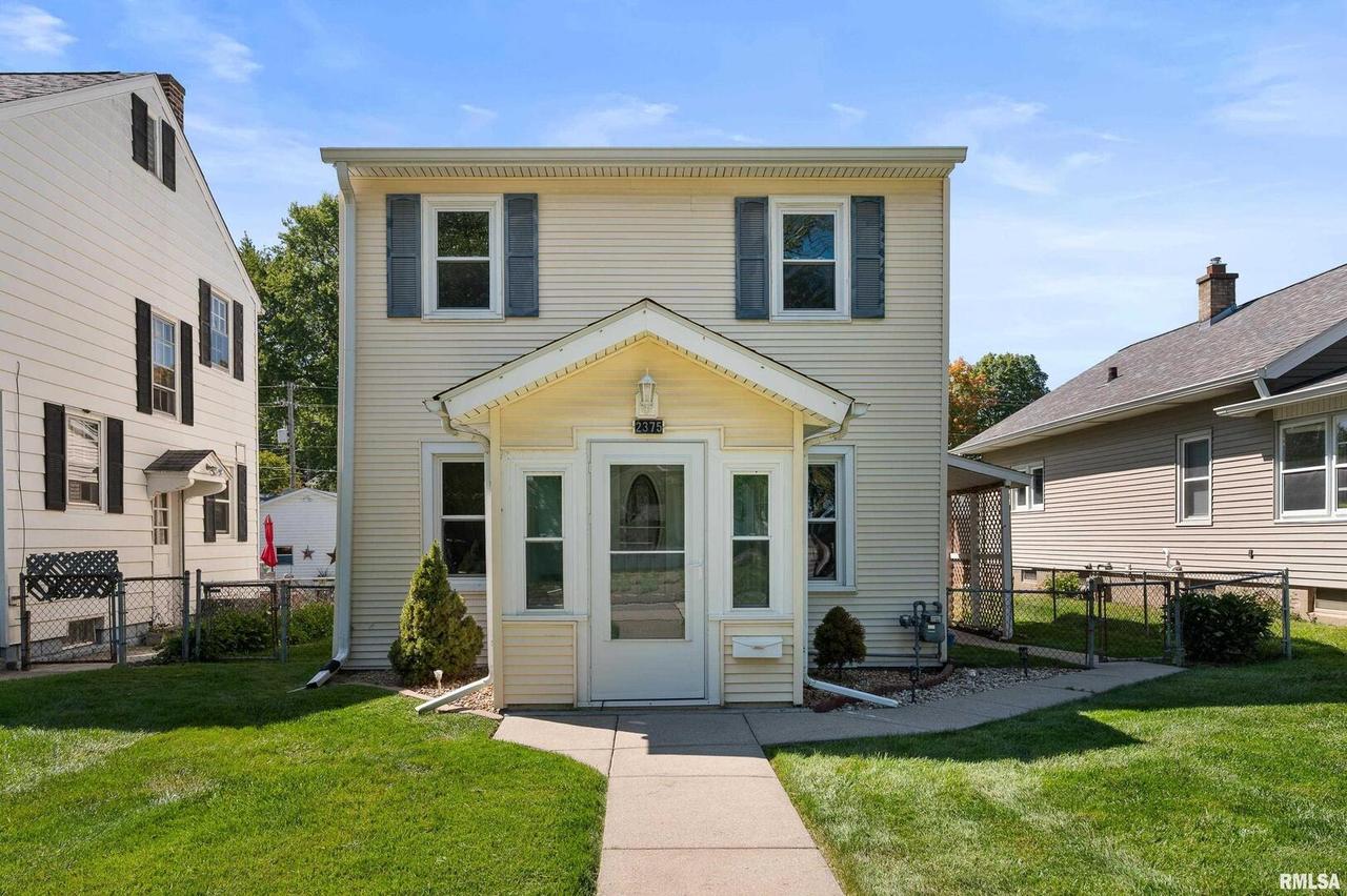 2375 31st St. #A, Moline, IL 61265