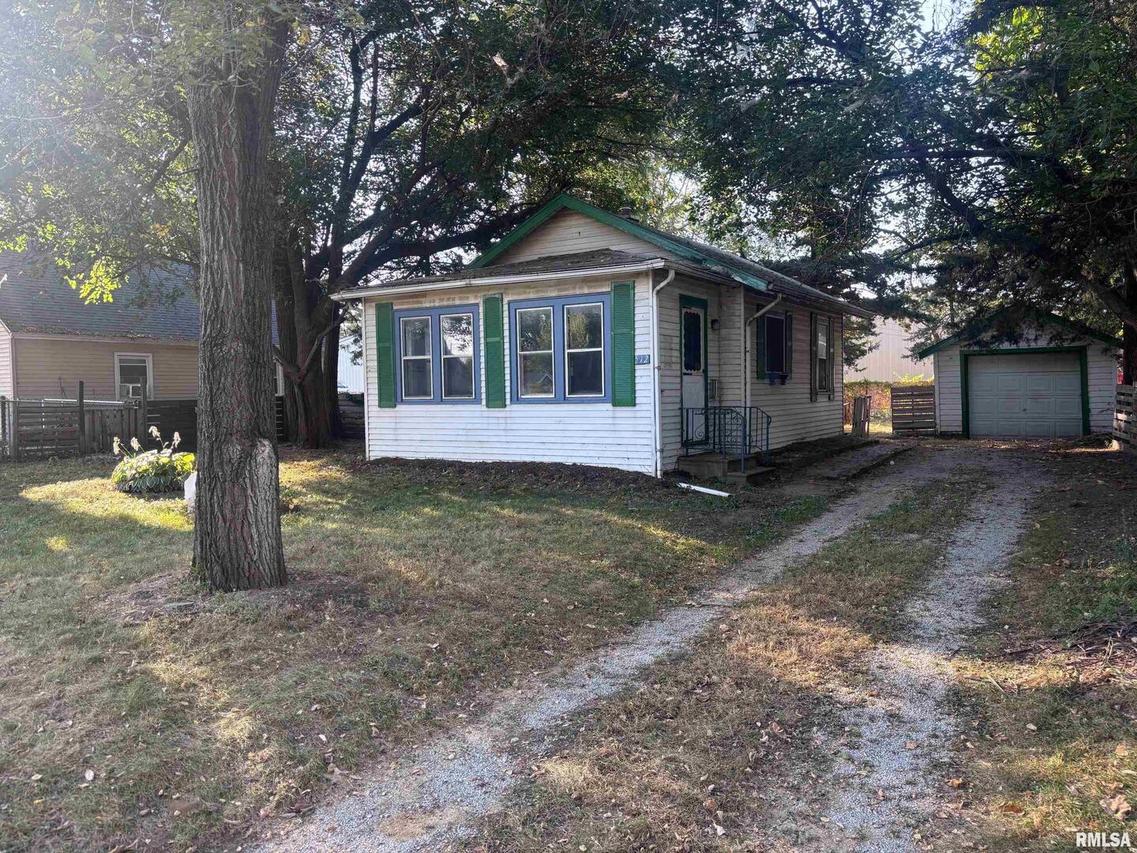 512 24th Ave., Rock Island, IL 61201