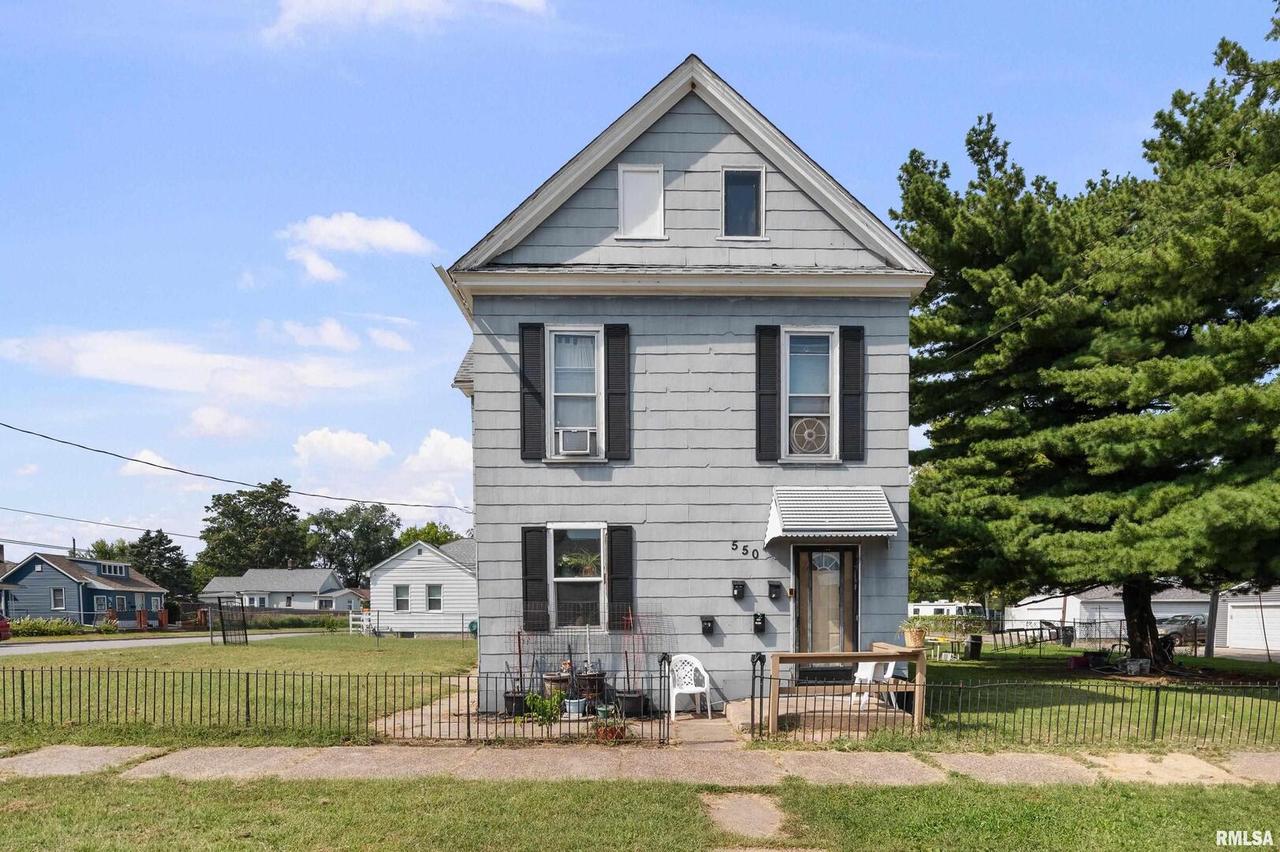 550 26th St., Rock Island, IL 61201