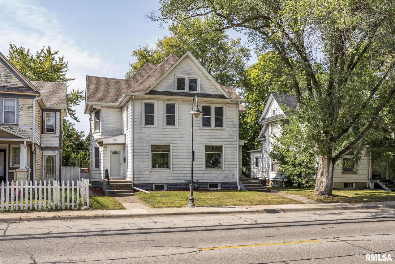 1018-1020 17th St. #1, Rock Island, IL 61201