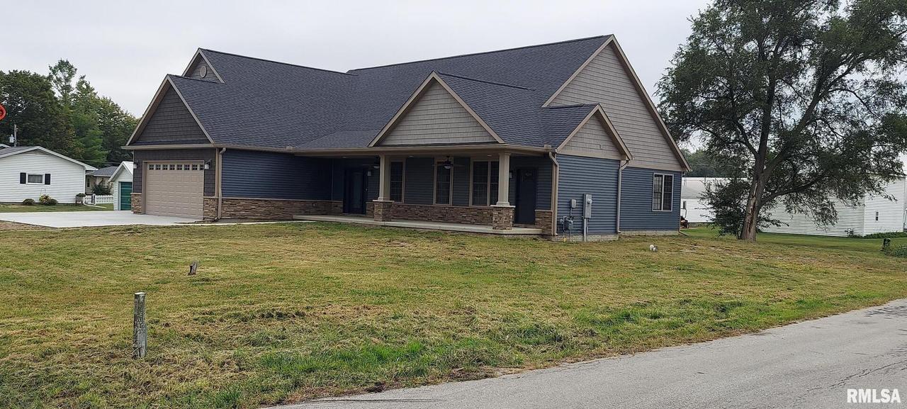 910 W Main St., Aledo, IL 61231