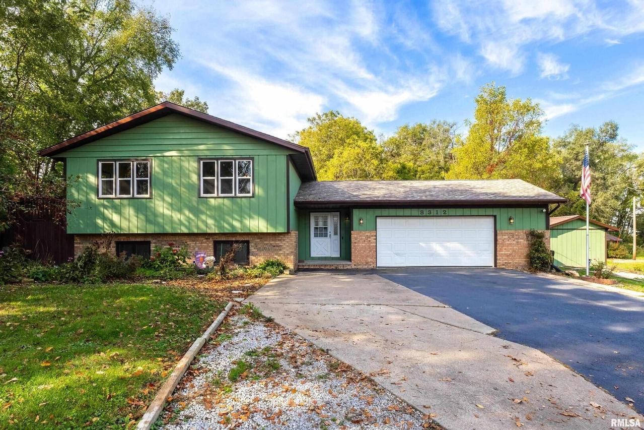 8312 Us-150 Route, Coalvalley, IL 61240