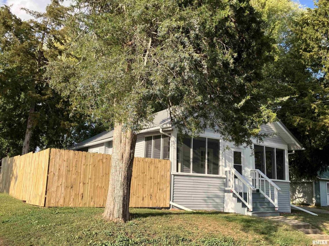 414 E Oak St., Kewanee, IL 61443