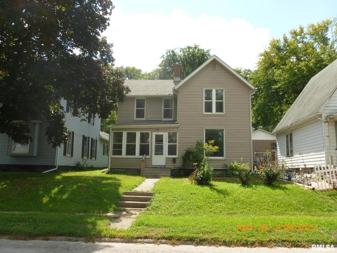 752 17th Ave., East Moline, IL 61244