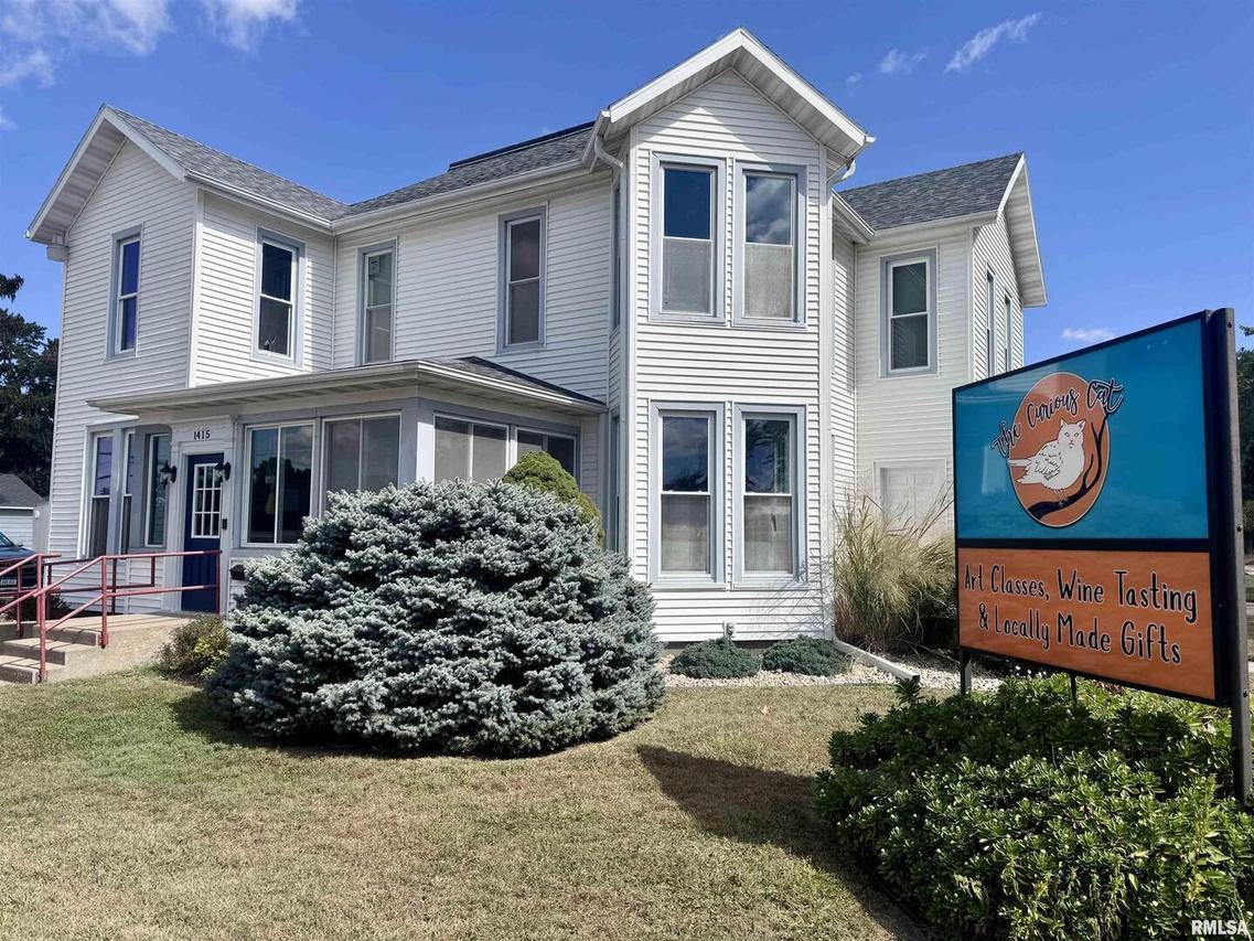 1415 4th St., Fulton, IL 61252