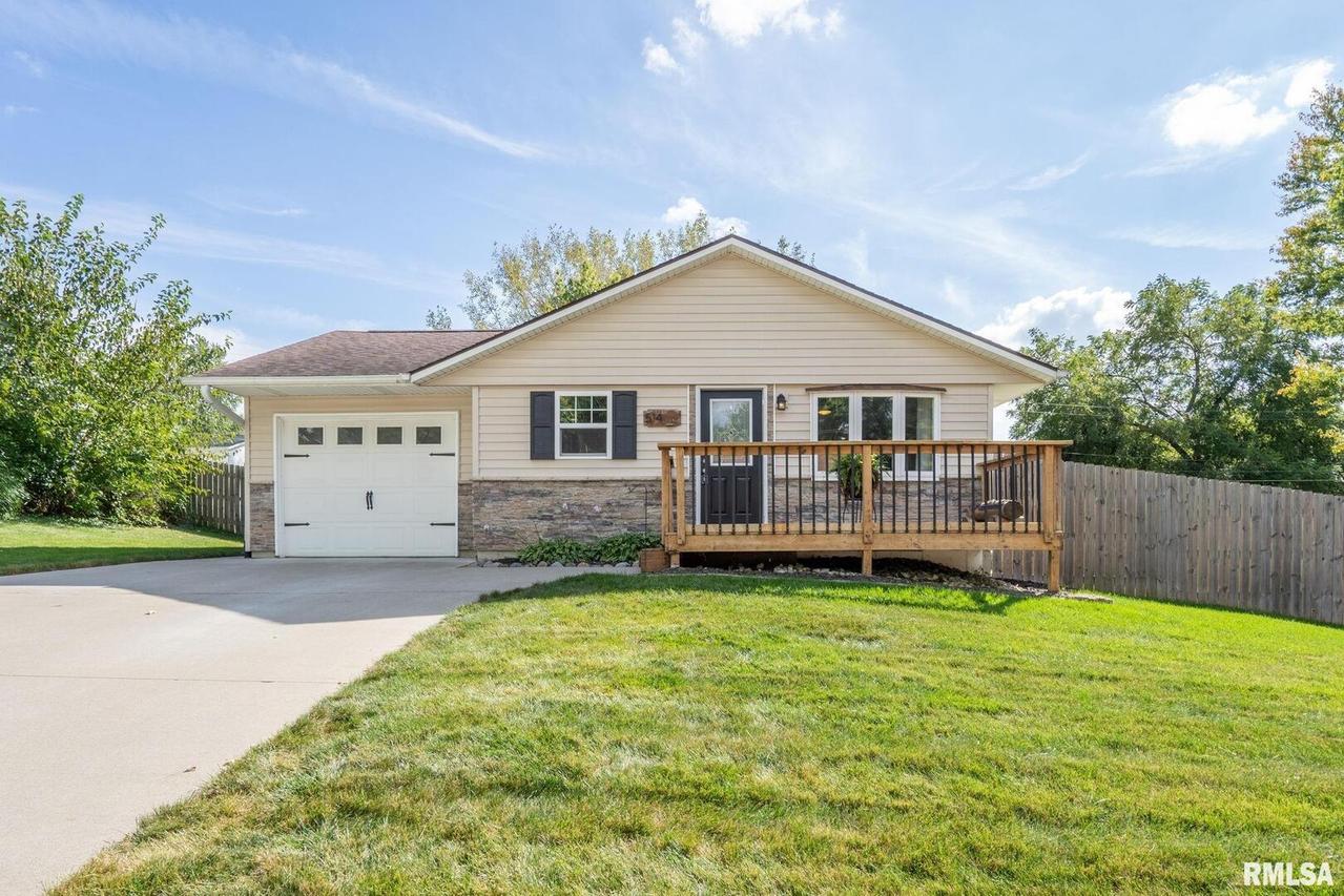 514 30th Ave., Milan, IL 61264