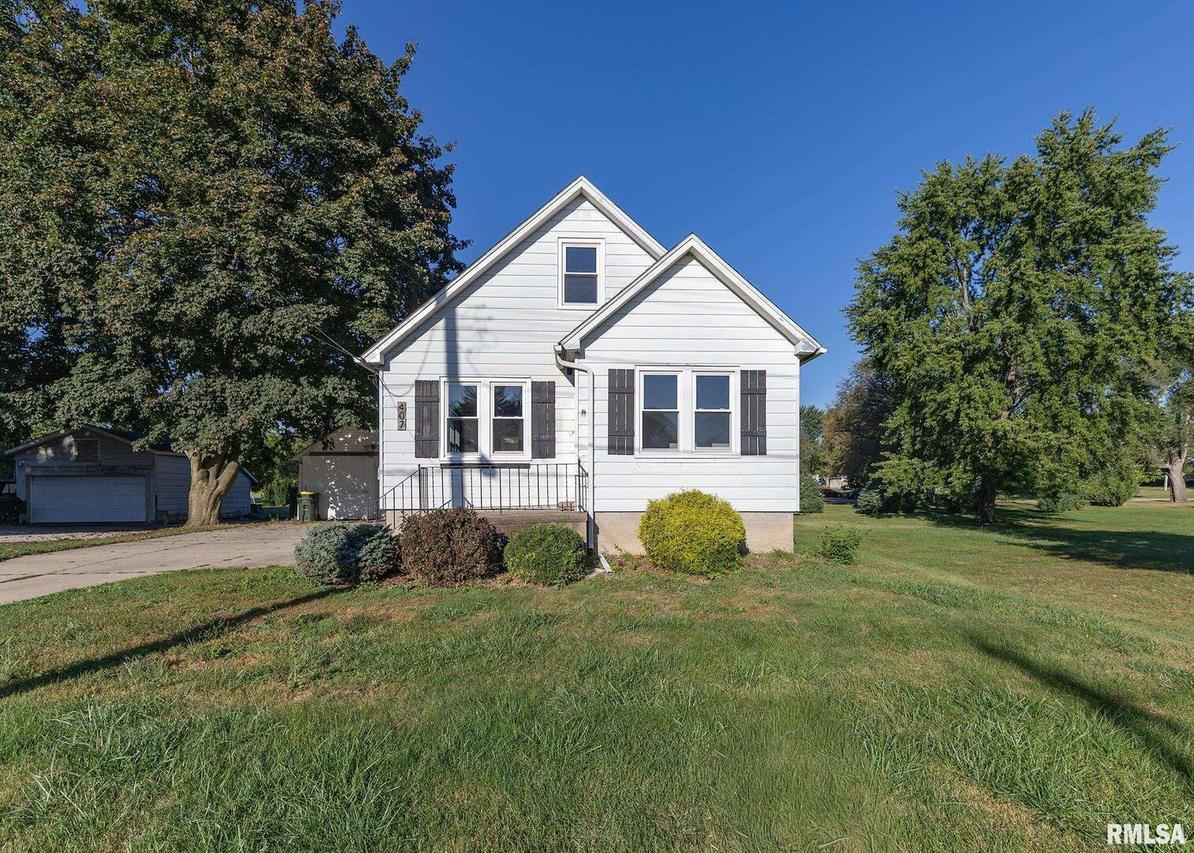 407 N Chicago St., Geneseo, IL 61254
