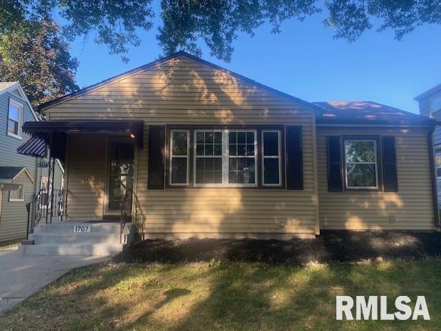 1707 18th St. #C, Moline, IL 61265