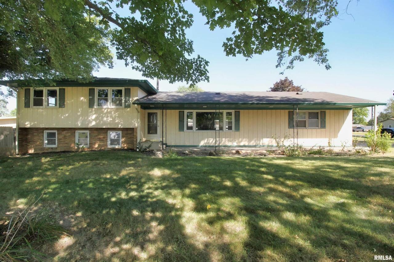 11622 W 27th St., Milan, IL 61264