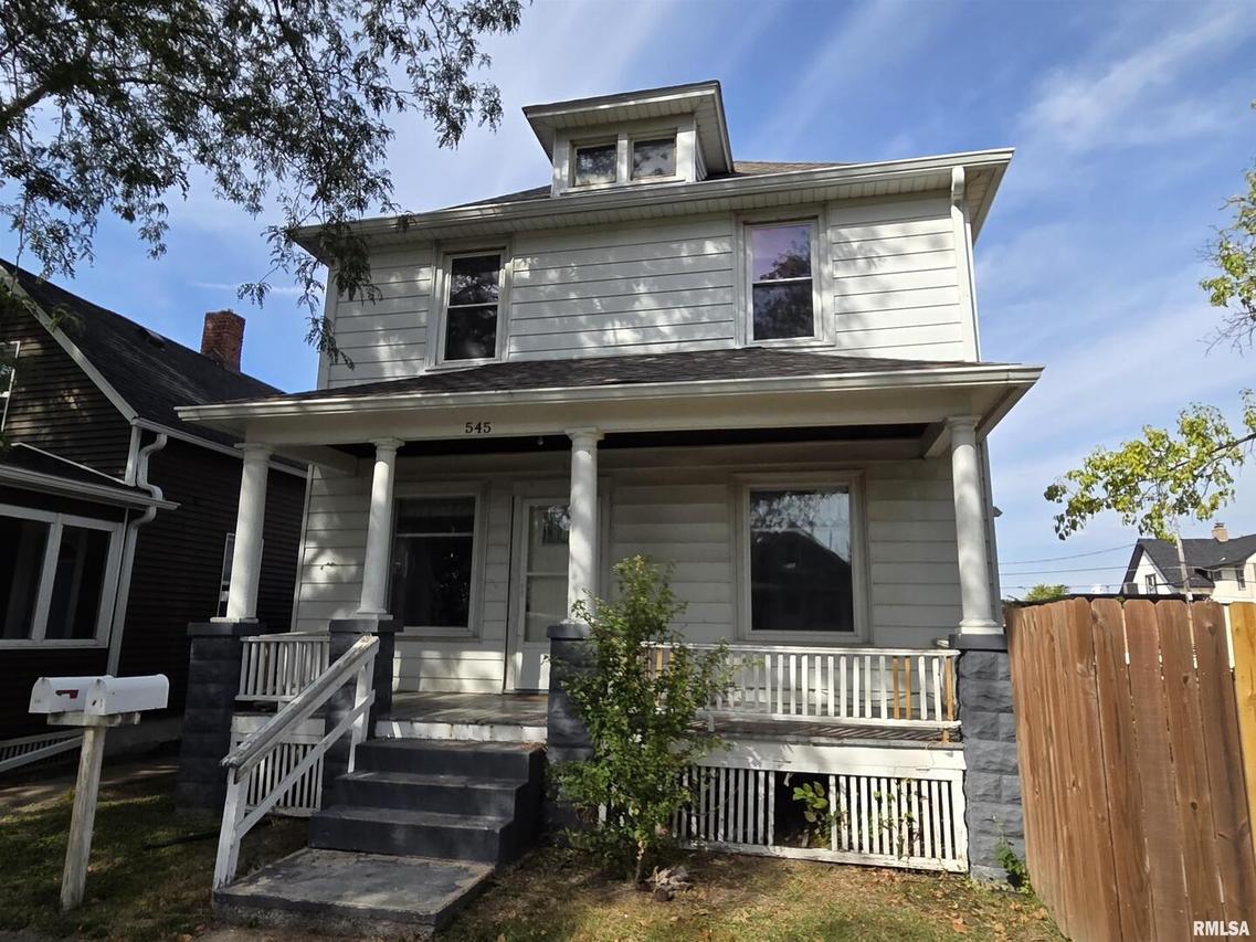 545 17th Ave., Moline, IL 61265