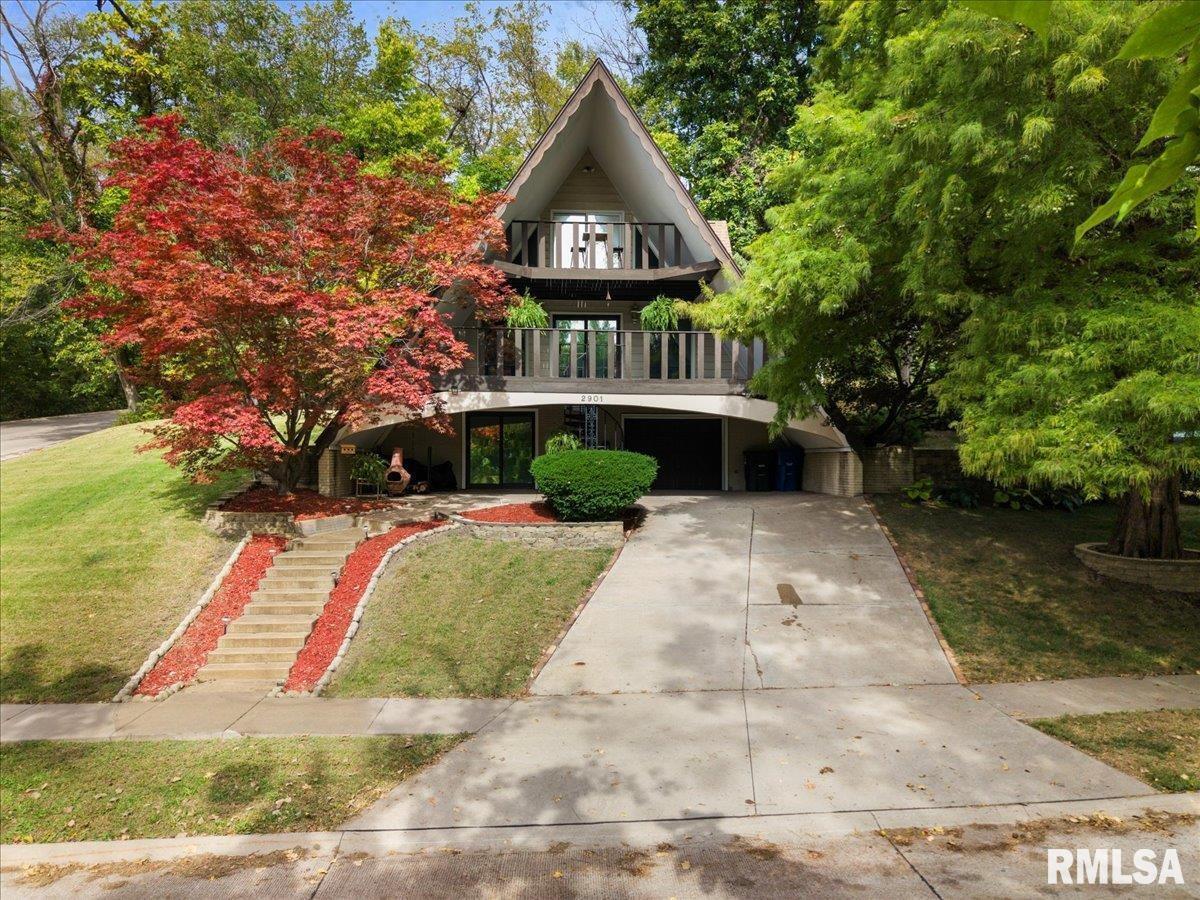 2901 32nd Ave., Moline, IL