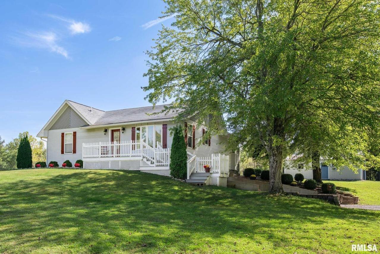 10367 Grassy Rd., Marion, IL 62959