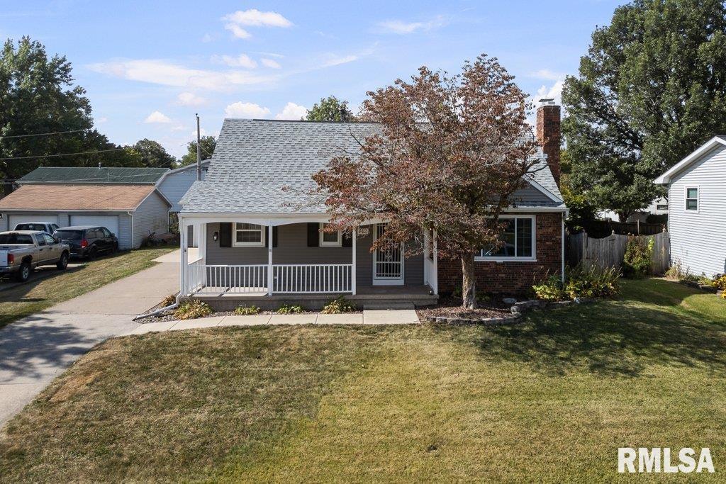 612 12th Ave., Hampton, IL 61256