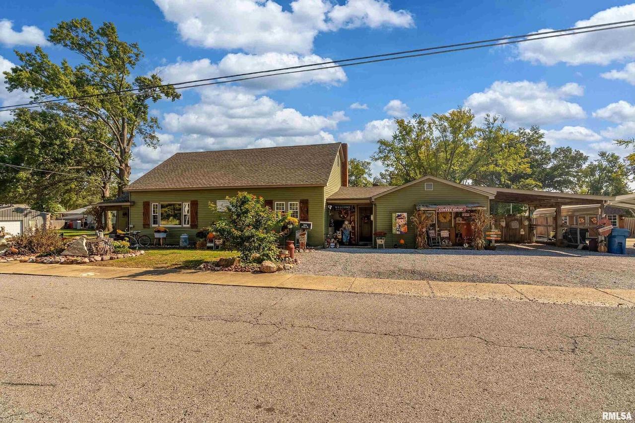 2815 Jones St., Eldorado, IL 62930