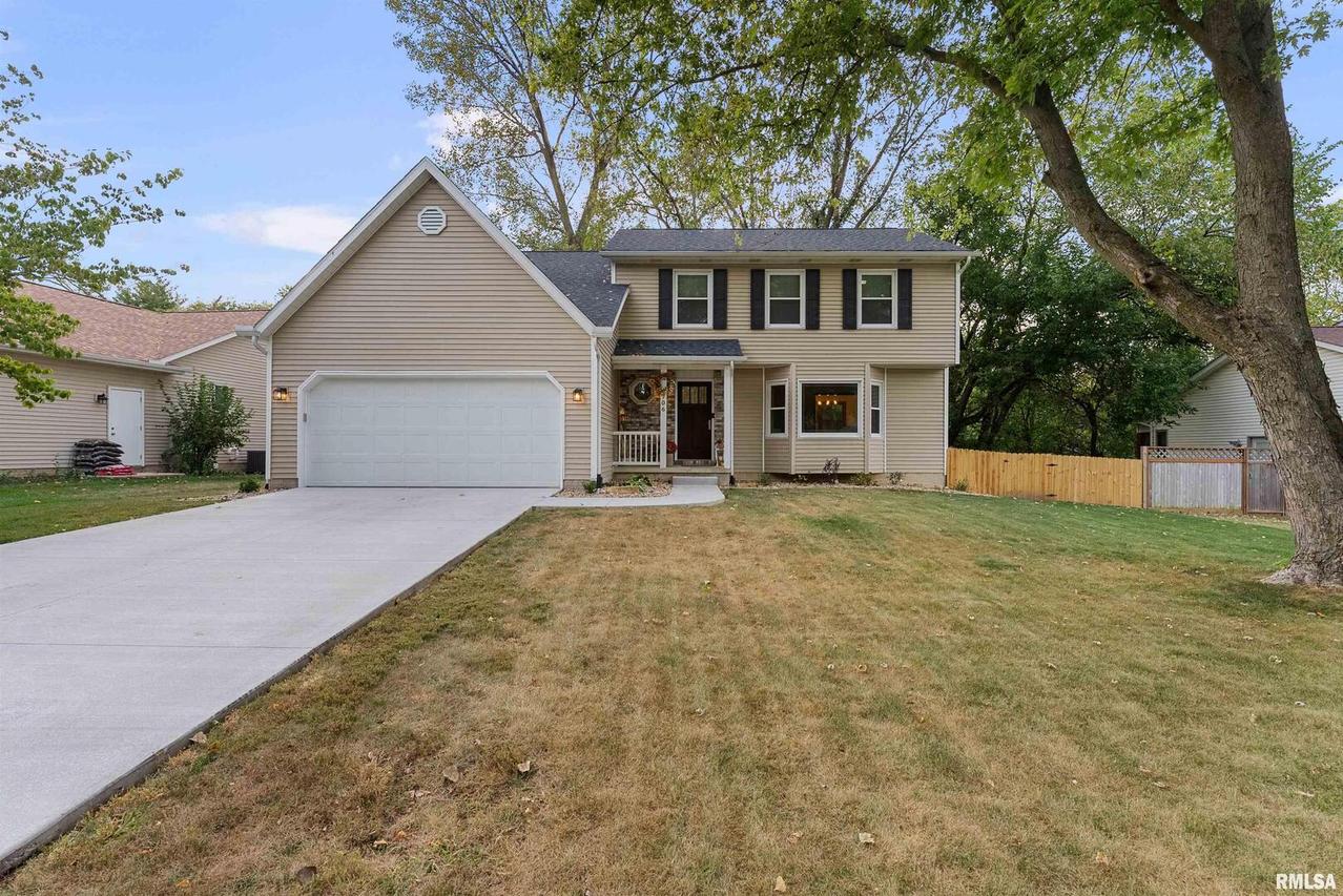 706 E 6th St., Coal Valley, IL 61240