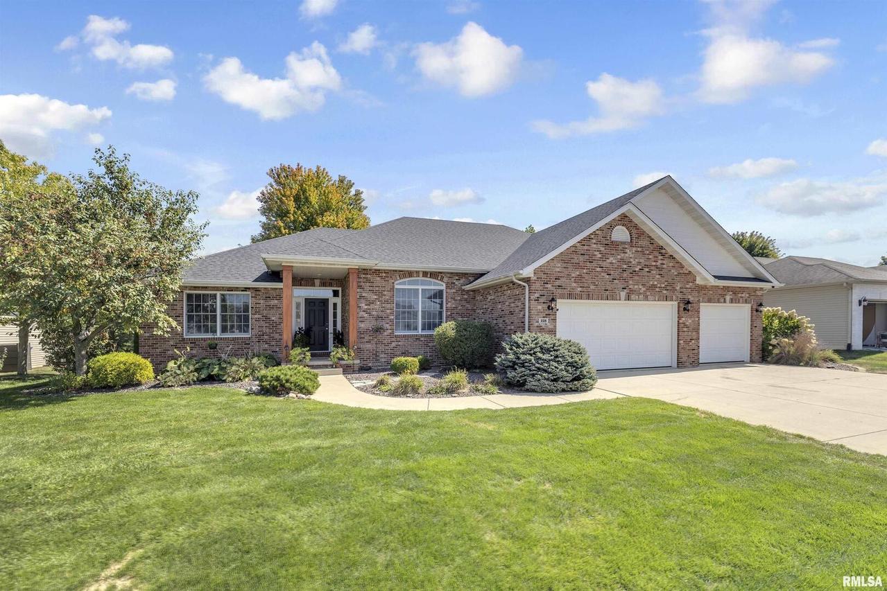 238 Maggie Dr., Springfield, IL 62711