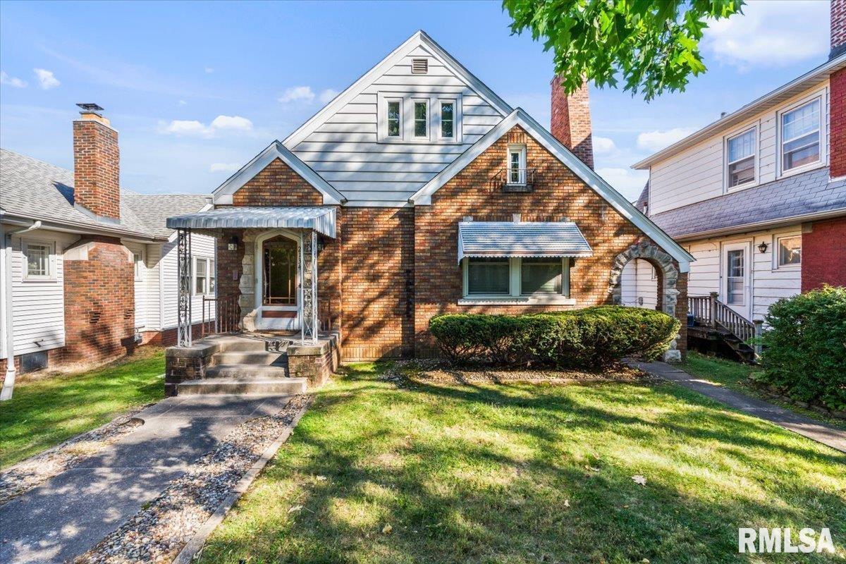 2134 15th St. #A, Moline, IL