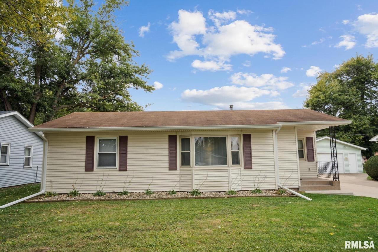 506 13th Ave. #A, Silvis, IL 61282