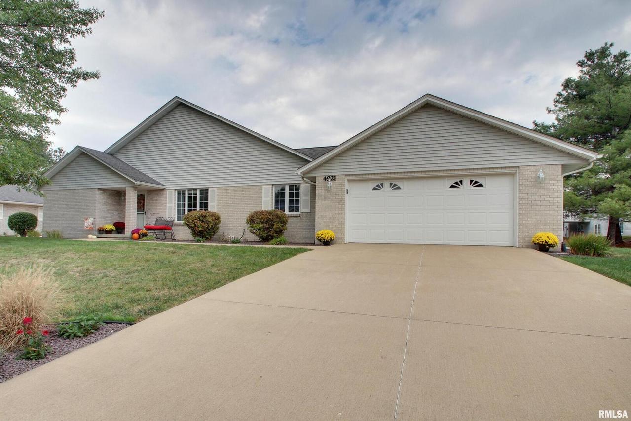 4921 Lake View Dr., Quincy, IL 62305