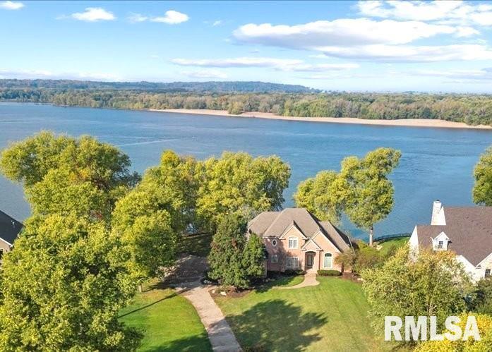 16808 River Rd., Cordova, IL 61242