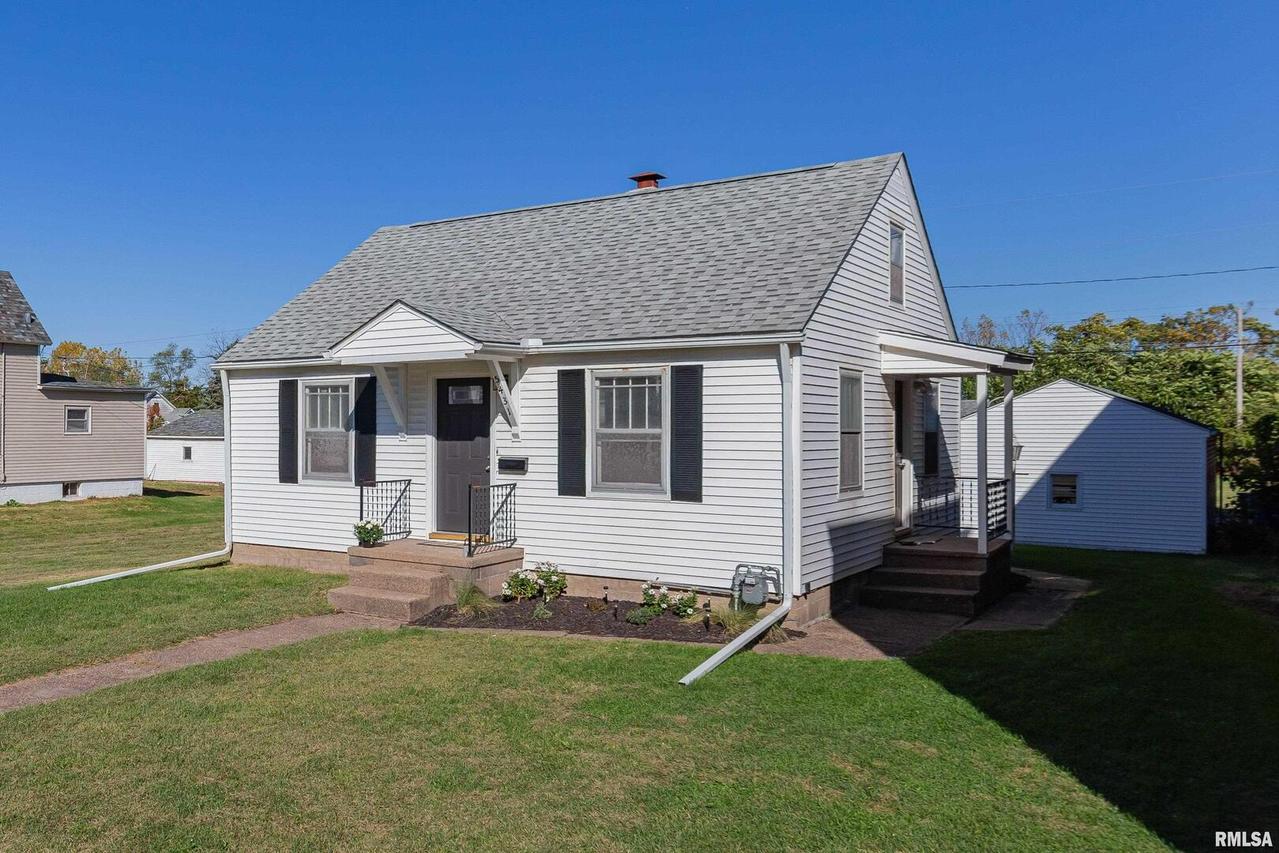 5431 3rd Ave., Moline, IL 61265