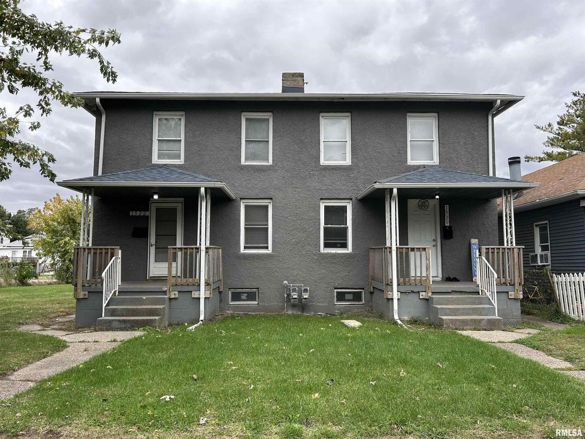 1520/1522 8th Ave., East Moline, IL 61244