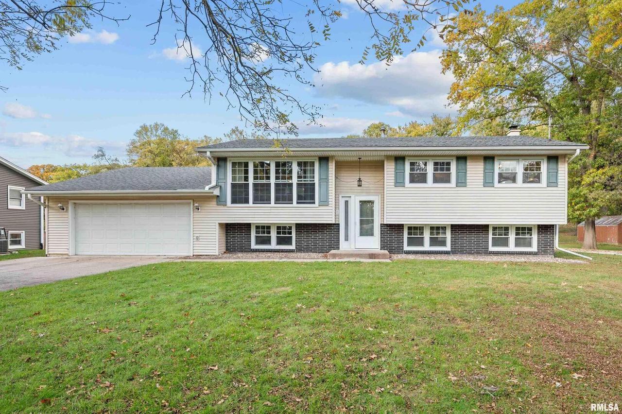 6008 Dayton Corner B St., Colona, IL 61241