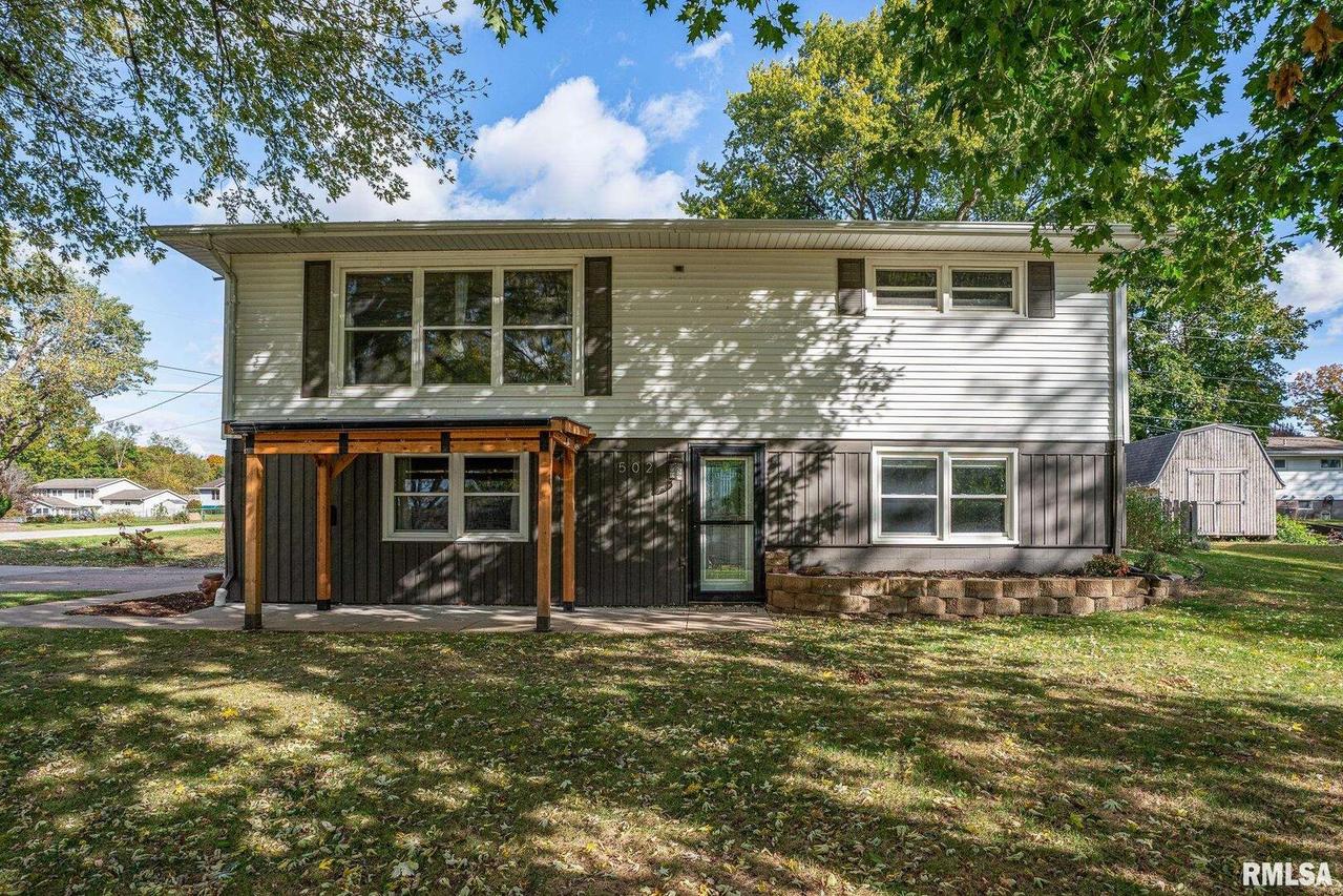 502 E 22nd Ave. #A, Coal Valley, IL 61240