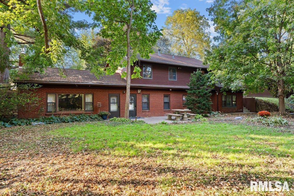 9821 Route 150, Coal Valley, IL 61240