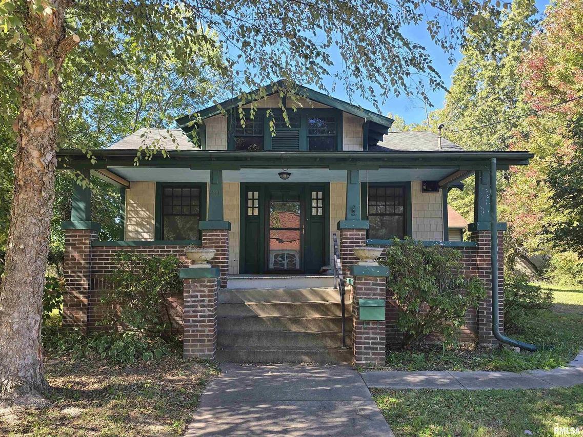 211 Mcneil St., Carterville, IL 62918