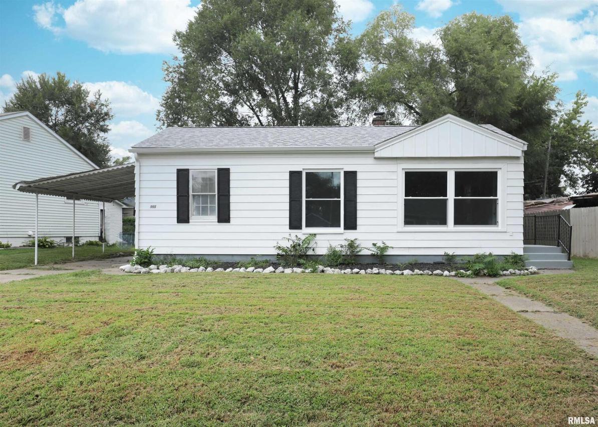 955 24th Ave., Rock Island, IL