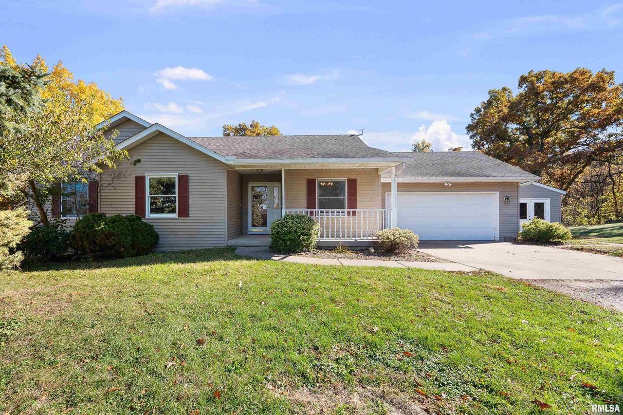 1617 300th St., Sherrard, IL 61281