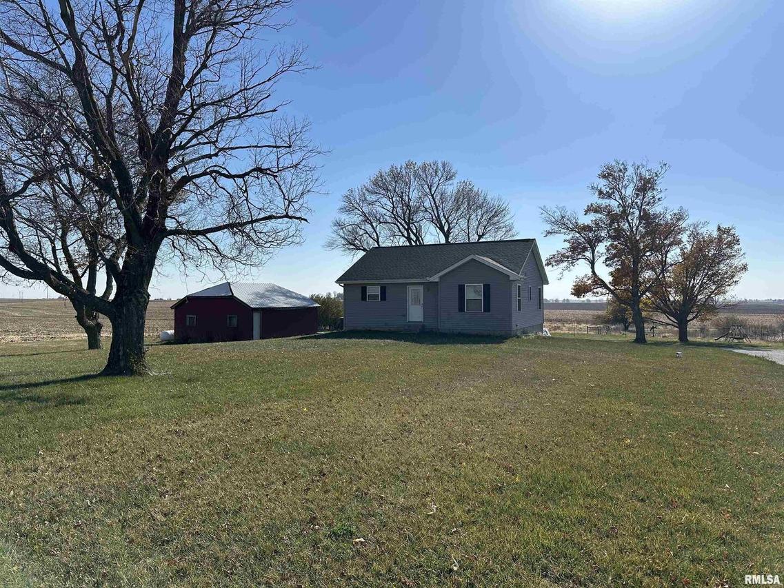 13598 Township Road 950 N Rd., Wyoming, IL 61491