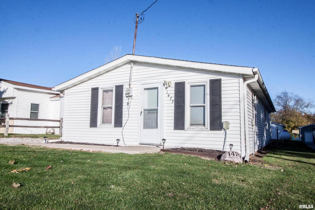 1479 Knoxville Rd., Lynn Center, IL 61262