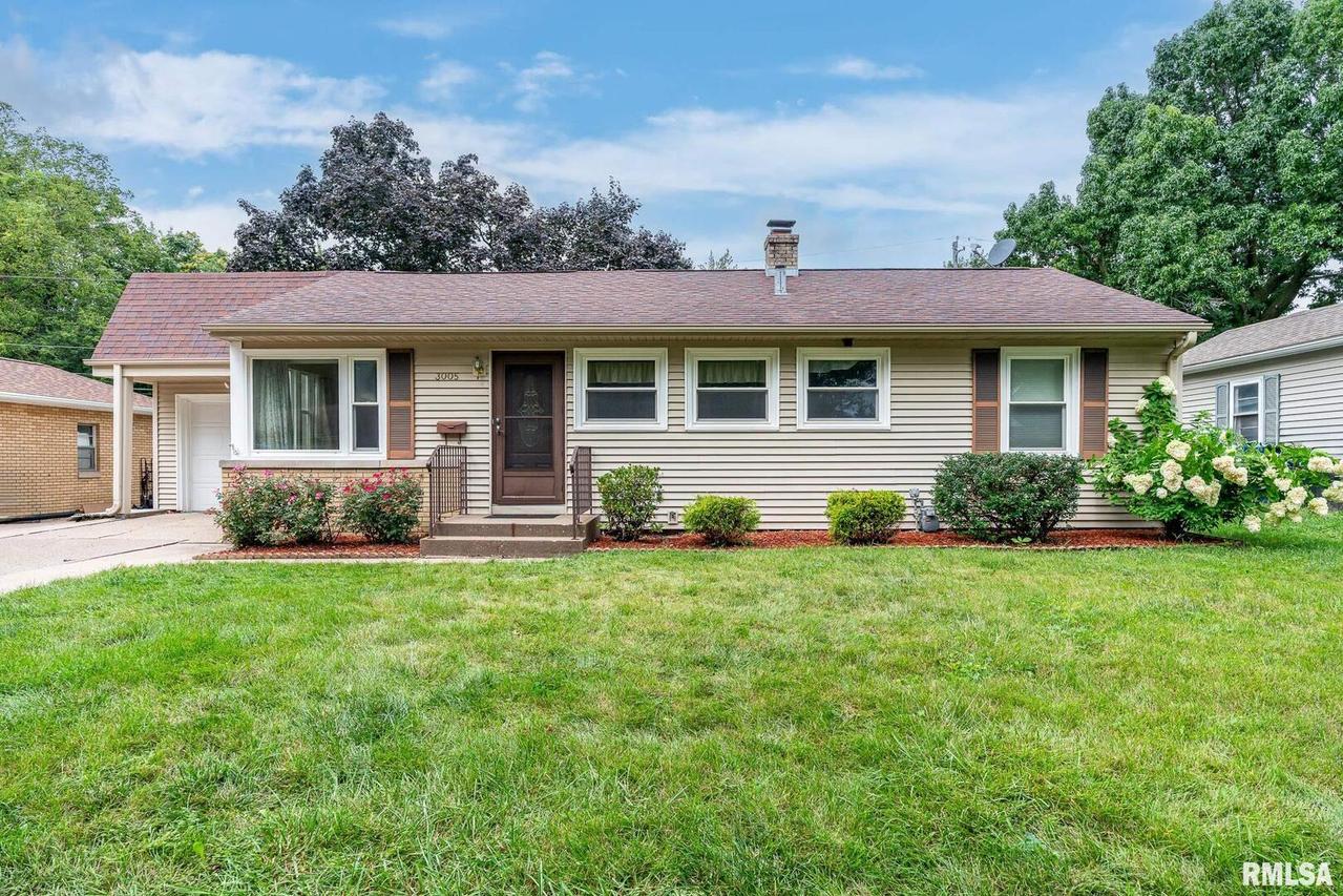 3005 15th St., Moline, IL 61265